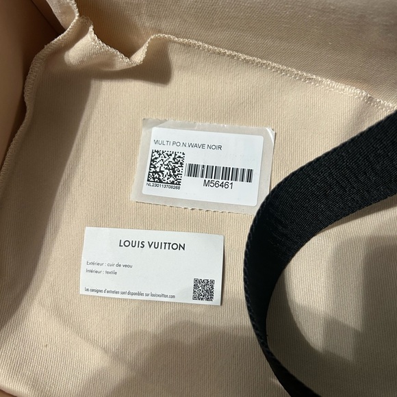 Louis Vuittton New Wave Multi Pouchette full inclusion - Picture 16 of 16